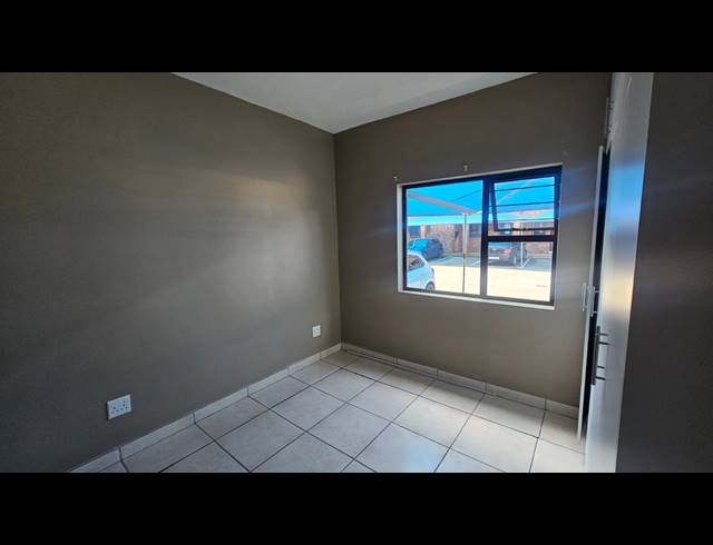 2 BEDROOM APARTMENT TO LET IN FAIRVIEW